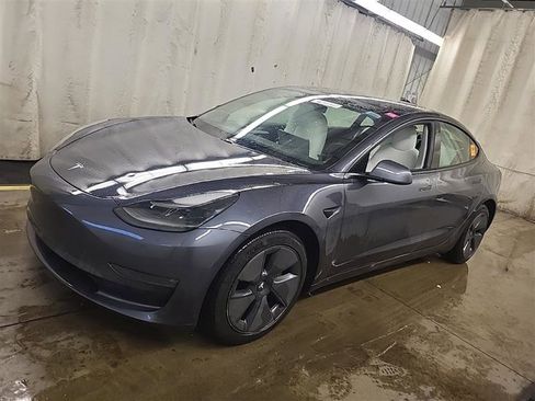 Used 2021 Tesla Model 3 Long Range image 4