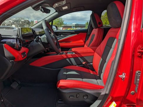 New 2024 Chevrolet Blazer EV RS image 4