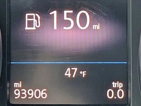 Used 2019 Volkswagen Tiguan SE w/ Panoramic Sunroof Package image 10