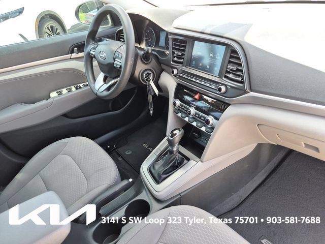 Used 2020 Hyundai Elantra SEL FWD image 11