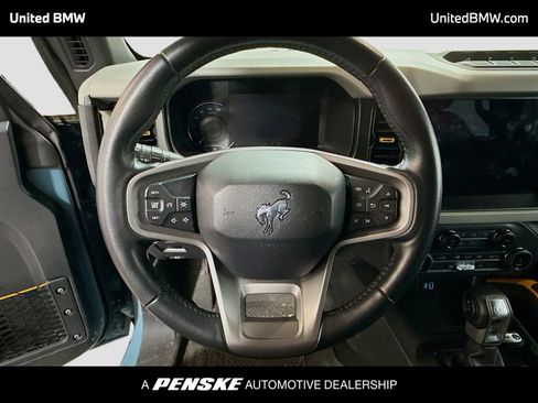 Used 2022 Ford Bronco Badlands image 6