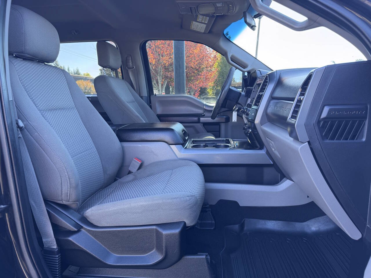 Used 2019 Ford F350 XLT w/ XLT Premium Package AWD/4WD image 9