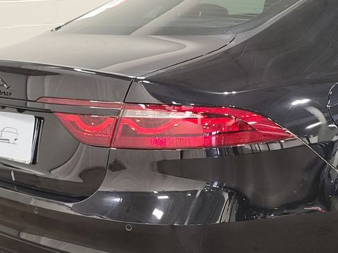 New 2024 Jaguar XF R-Dynamic SE image 18