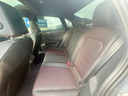 Used 2023 Volkswagen Jetta GLI Autobahn FWD image 11