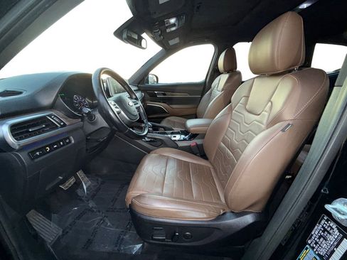 Certified 2021 Kia Telluride SX w/ SX Prestige Package image 9