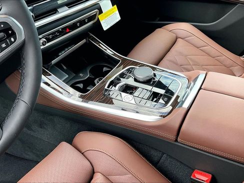 New 2026 BMW X5 xDrive40i w/ M Sport Package image 7