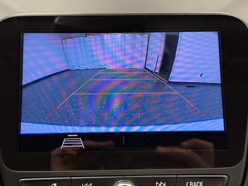 Used 2020 Chevrolet Malibu LT image 16