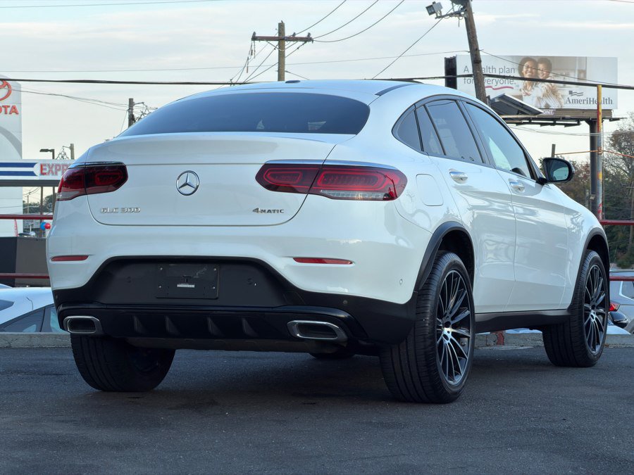 Used 2020 Mercedes-Benz GLC 300 4MATIC Coupe image 5