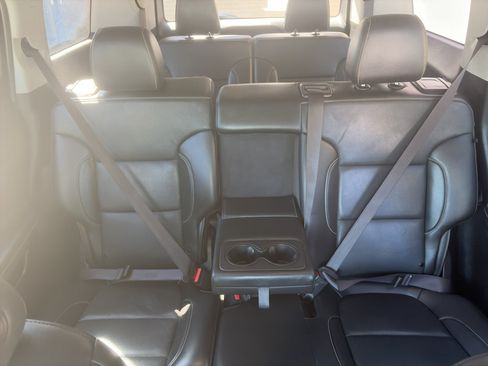 Used 2024 Chevrolet Trax LT FWD image 37