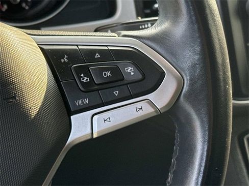 Used 2021 Volkswagen Atlas SE image 29