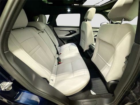 Used 2023 Land Rover Range Rover Evoque SE image 29