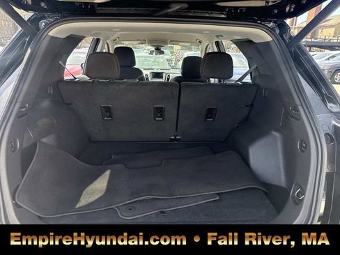Used 2024 Chevrolet Equinox LT image 7