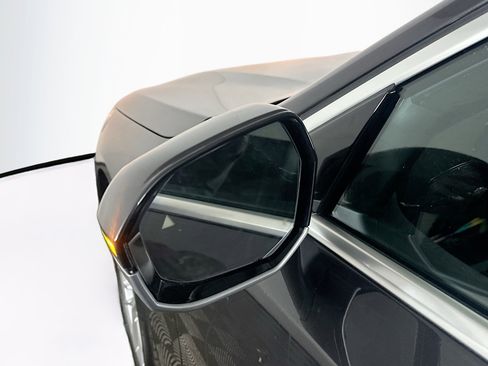 Used 2025 BMW 540i xDrive 540i xDrive w/ Premium Package image 16