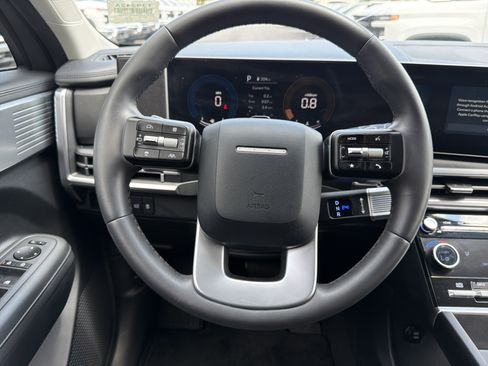 Used 2024 Hyundai Santa Fe SEL FWD image 17