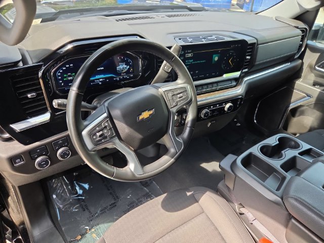 Certified 2024 Chevrolet Silverado 2500 LT AWD/4WD image 11