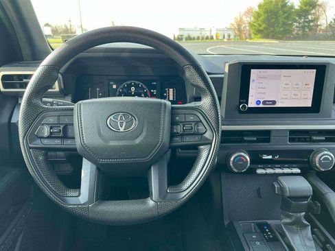 Certified 2024 Toyota Tacoma SR image 28