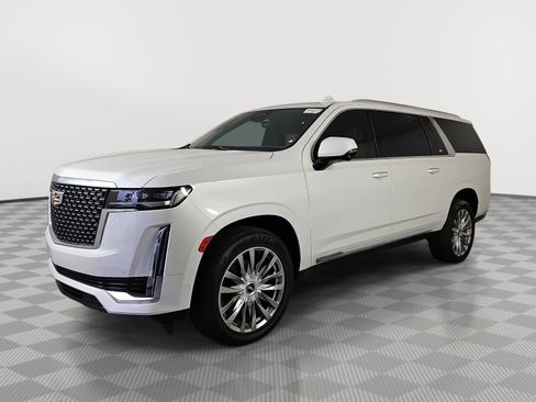 Used 2021 Cadillac Escalade ESV Premium Luxury AWD/4WD image 4