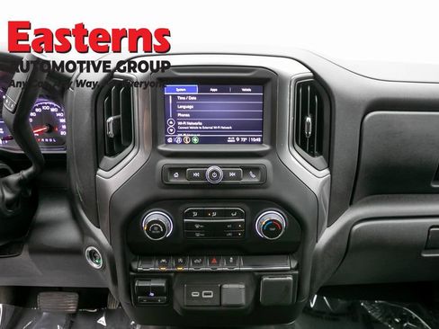 Used 2024 Chevrolet Silverado 1500 Custom w/ LPO, Dark Essentials Package AWD/4WD image 17