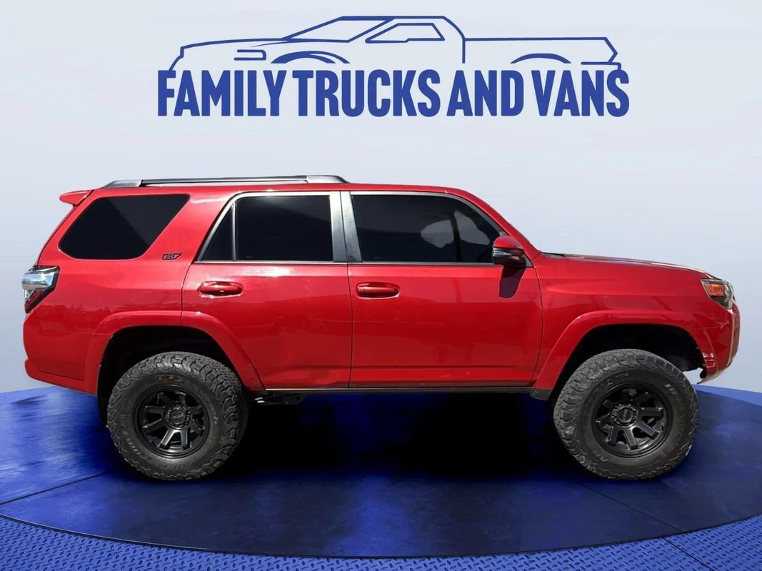 Used 2018 Toyota 4Runner SR5 Premium AWD/4WD image 6