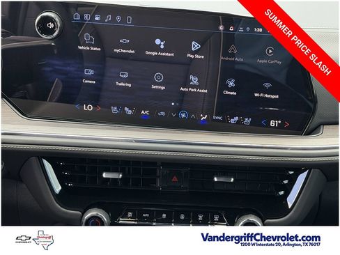 New 2026 Chevrolet Suburban Premier RWD image 15