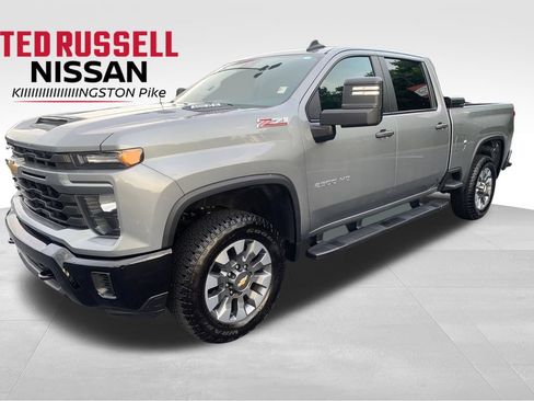 Used 2024 Chevrolet Silverado 2500 Custom w/ Custom Convenience Package AWD/4WD image 1