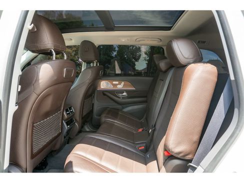 Used 2020 Mercedes-Benz GLS 450 4MATIC image 21