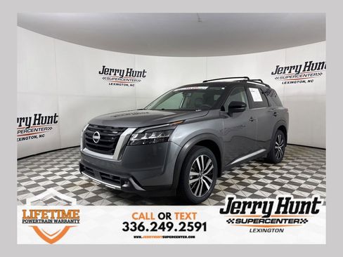 Used 2024 Nissan Pathfinder Platinum w/ Cargo Package AWD/4WD image 1