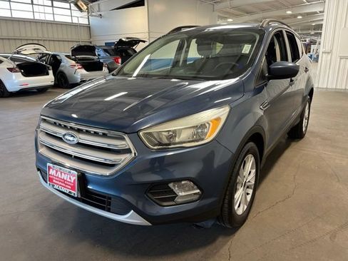 Used 2018 Ford Escape SE w/ SE Sync 3 Package FWD image 7