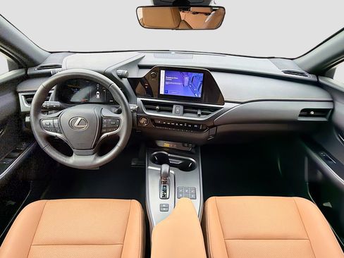 Used 2025 Lexus UX 300h FWD image 16