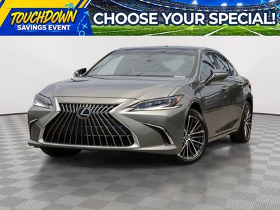 Used 2025 Lexus ES 350 w/ Premium Package