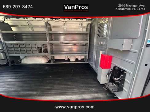 Used 2016 Chevrolet Express 2500 image 15