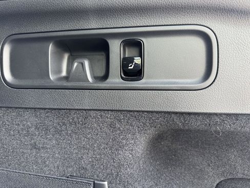 Certified 2026 Mercedes-Benz GLC 300 image 26