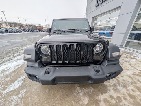 Used 2018 Jeep Wrangler Sport S image 10
