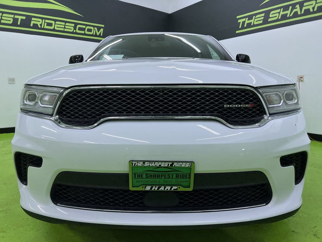Used 2024 Dodge Durango SXT AWD/4WD image 3