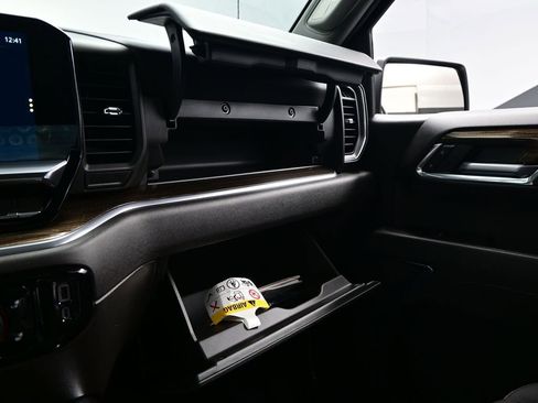 Used 2025 Chevrolet Silverado 1500 LT w/ LPO, Dark Essentials Package image 30