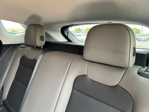 Certified 2025 Chevrolet Trax ACTIV w/ Sunroof Package FWD image 22