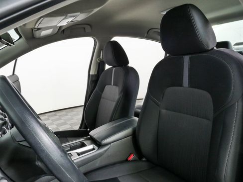 Used 2023 Nissan Sentra SV FWD image 5