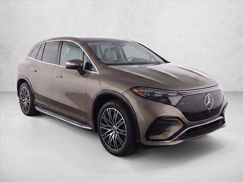 Certified 2023 Mercedes-Benz EQS 450+ 4MATIC SUV image 3
