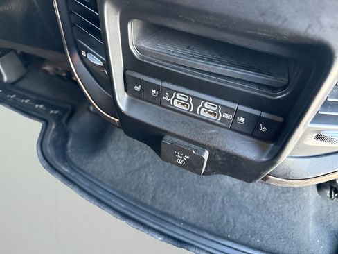 Used 2019 RAM 1500 Limited image 17