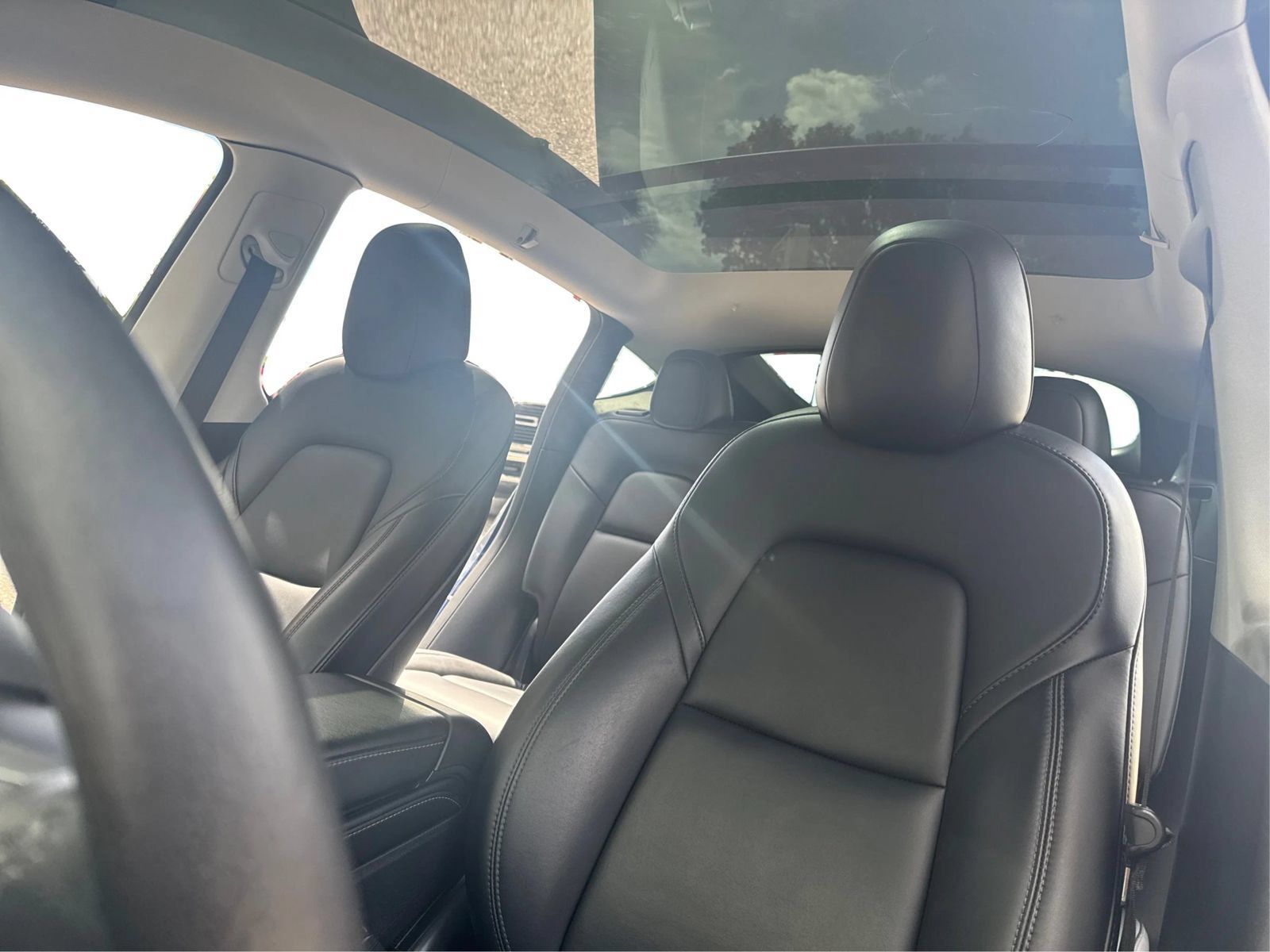 Used 2021 Tesla Model Y Long Range AWD/4WD image 14