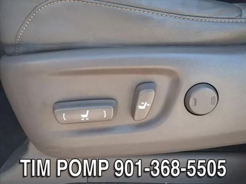 Used 2017 Lexus GX 460 w/ Navigation Package AWD/4WD image 12
