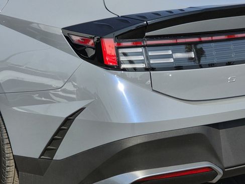 New 2025 Hyundai Sonata SE image 11