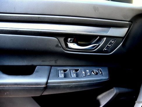 Used 2025 Honda CR-V Sport-L image 7