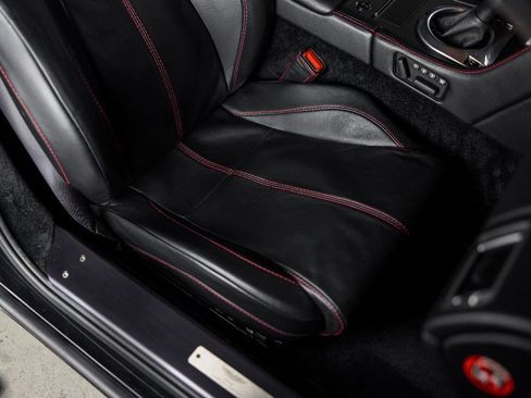 Used 2007 Aston Martin V8 Vantage Coupe RWD image 16