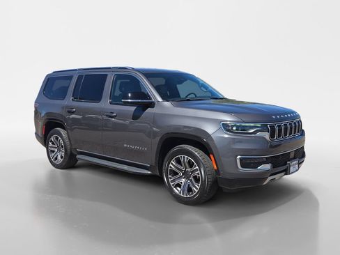 Used 2024 Jeep Wagoneer Series II AWD/4WD image 8