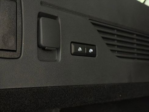 New 2026 Lincoln Nautilus Premier w/ Equipment Group 102A image 10