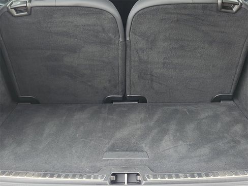 Used 2025 Volvo XC90 B6 Plus image 24