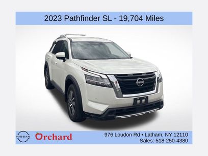 Used 2023 Nissan Pathfinder SL