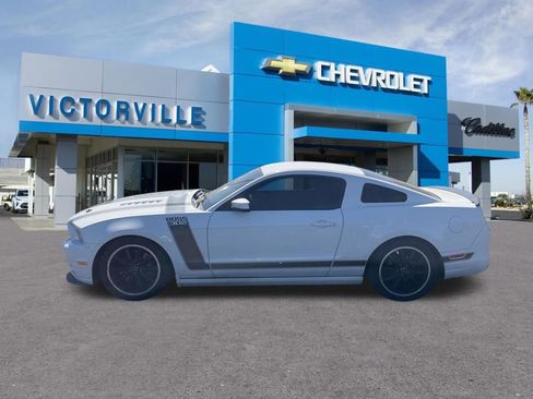 Used 2013 Ford Mustang Boss 302 w/ Boss 302 Accessory Pkg RWD image 8