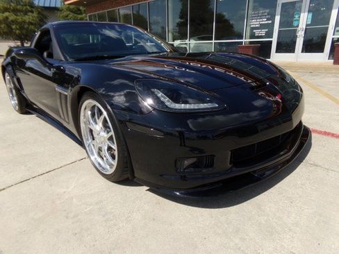 Used 2013 Chevrolet Corvette Grand Sport w/ 2LT Preferred Equipment Group RWD image 3